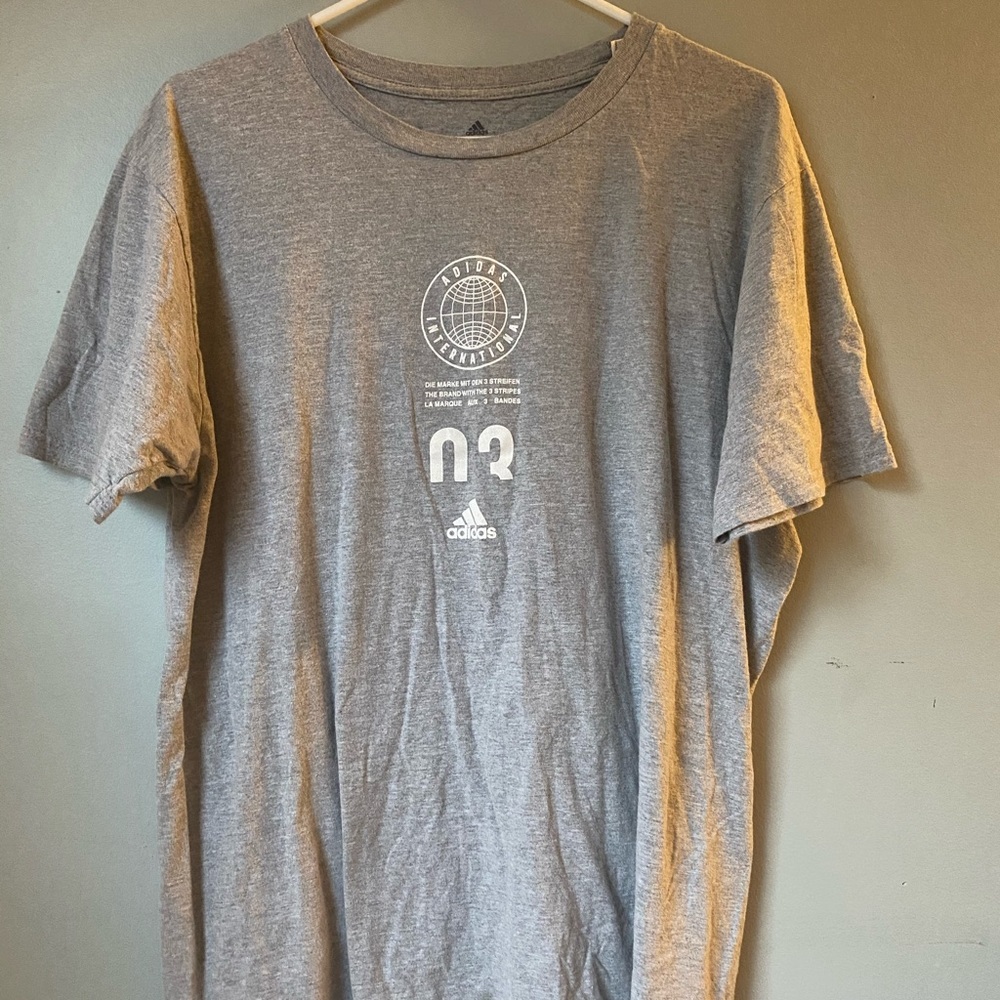 Adidas tee